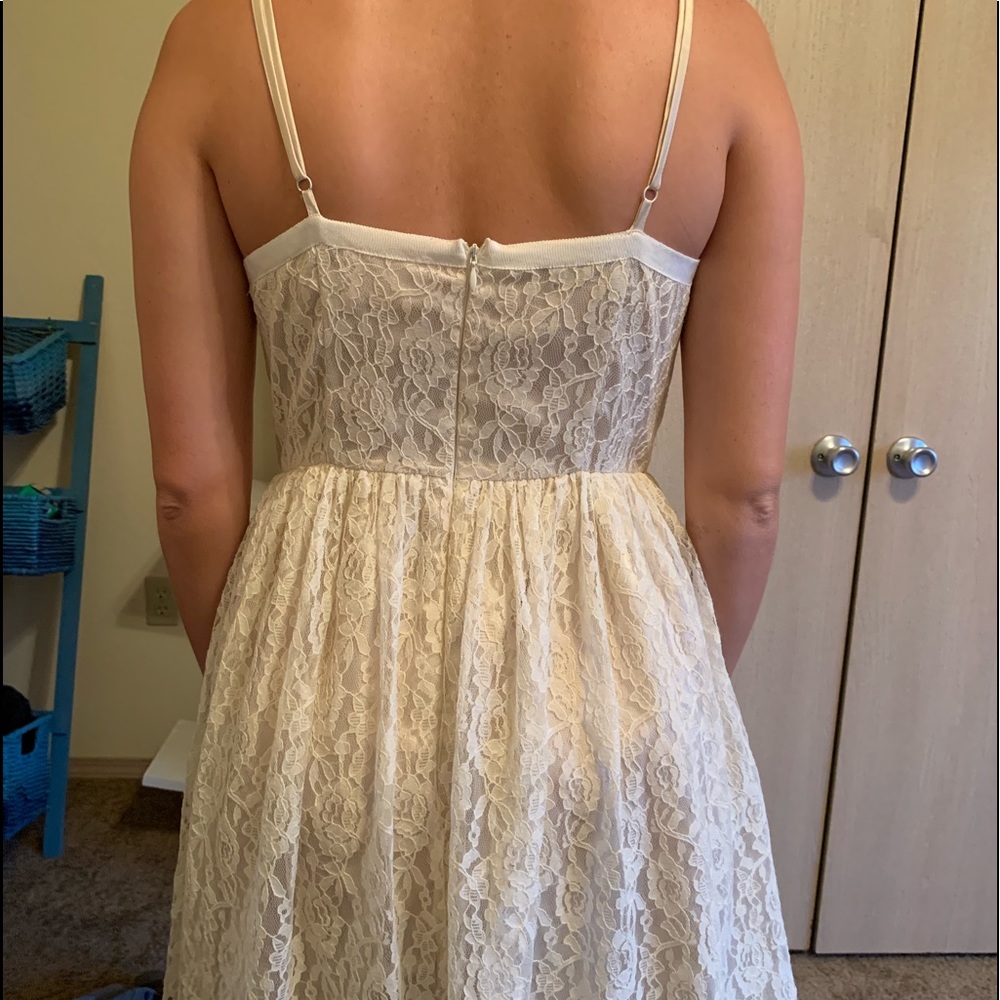 Dress - Picture 2 of 5
